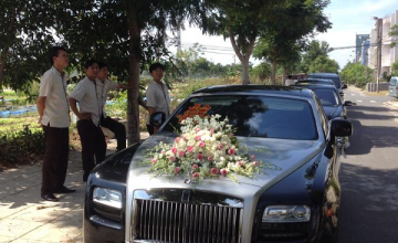 Cho thuê xe Rolls Royce Phantom rước dâu tại Đà Nẵng