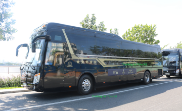 Cho thuê xe Dcar Universe Limousine 29 chỗ tại Đà Nẵng