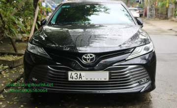 Thuê xe Toyota Camry 2.5Q tại Đà Nẵng đi Huế giá rẻ