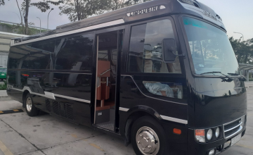 Cho thuê xe Fuso Dcar Limousine 17 chỗ tại Đà Nẵng