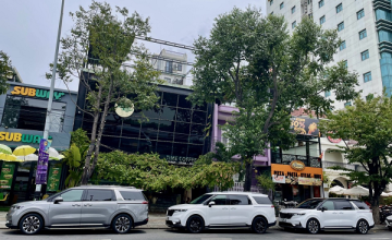 Cho thuê xe Kia Carnival 7 chỗ tại Huế giá rẻ