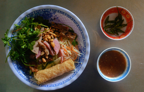 Bún nem, chả cá nướng Quy Nhơn