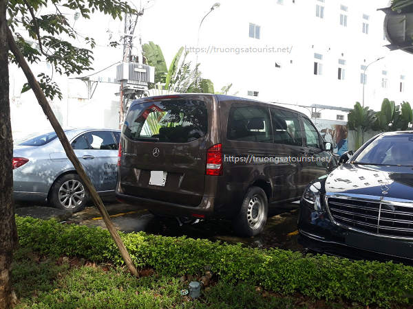bang-gia-cho-thue-xe-mercedes-benz-vito-tourer-tai-da-nang-(4)