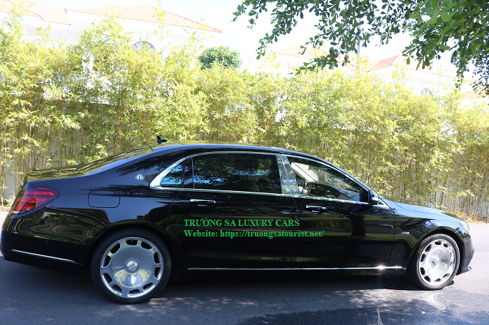 bang-gia-cho-thue-xe-mercedes-s650-maybach-tai-da-nang-(1)