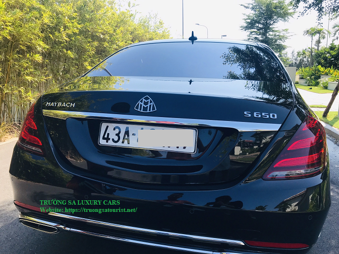 bang-gia-cho-thue-xe-mercedes-s650-maybach-tai-da-nang-(4)