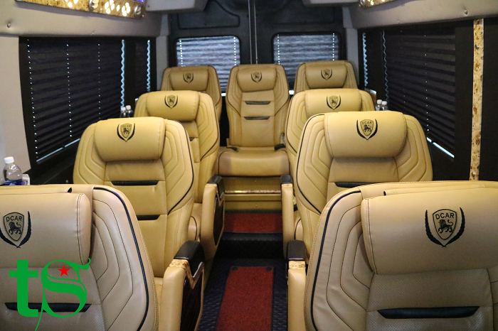 bang-gia-thue-xe-solati-limousine-12-cho-tai-quy-nhon-(2)