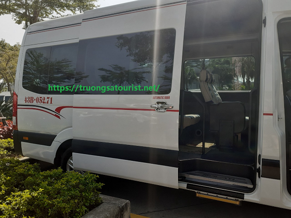 bang-gia-thue-xe-vip-hyundai-solati-16-cho-tai-da-nang-(3)