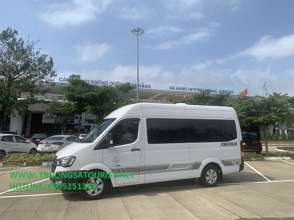 cho-thue-xe-12-cho-limousine-da-nang-gia-re-(3)