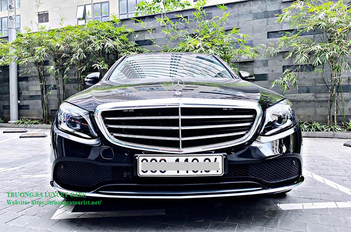 cho-thue-xe-4-cho-mercedes-benz-c200-tai-da-nang-(1)