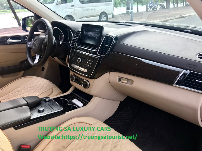 cho-thue-xe-7-cho-mercedes-benz-gls-350-tai-da-nang-(2)