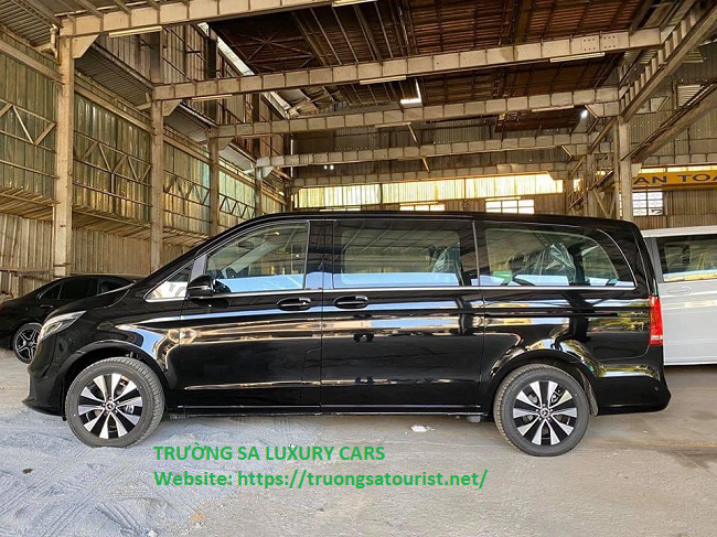cho-thue-xe-7-cho-mercedes-benz-v250-tai-da-nang-(3)