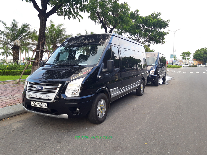 cho-thue-xe-9-cho-dcar-limousine-tai-da-nang-(1)