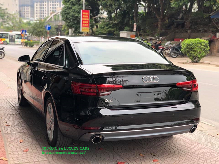 cho-thue-xe-audi-a4-tai-da-nang-(4)