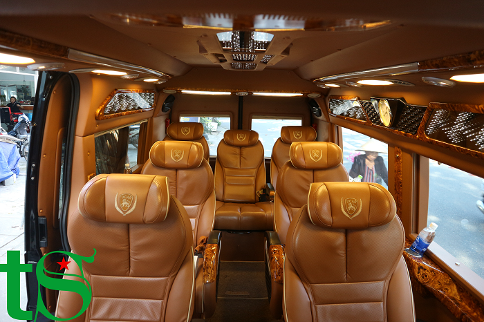 cho-thue-xe-dcar-limousine-9-cho-tai-hoi-an-da-nang-(3)