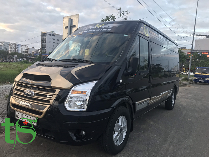 cho-thue-xe-dcar-limousine-9-cho-tai-hue-da-nang-(2)