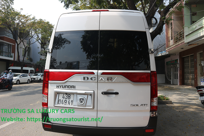 cho-thue-xe-du-lich-12-cho-tai-da-nang-gia-re-(3)