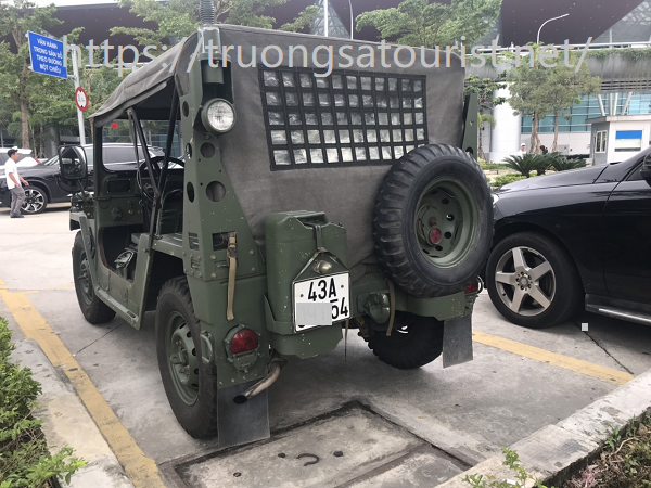 cho-thue-xe-du-lich-jeep-da-nang-tham-quan-son-tra-(3)
