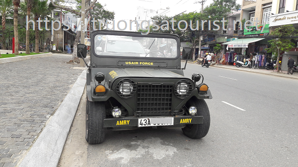 cho-thue-xe-du-lich-jeep-da-nang-tham-quan-son-tra-(4)
