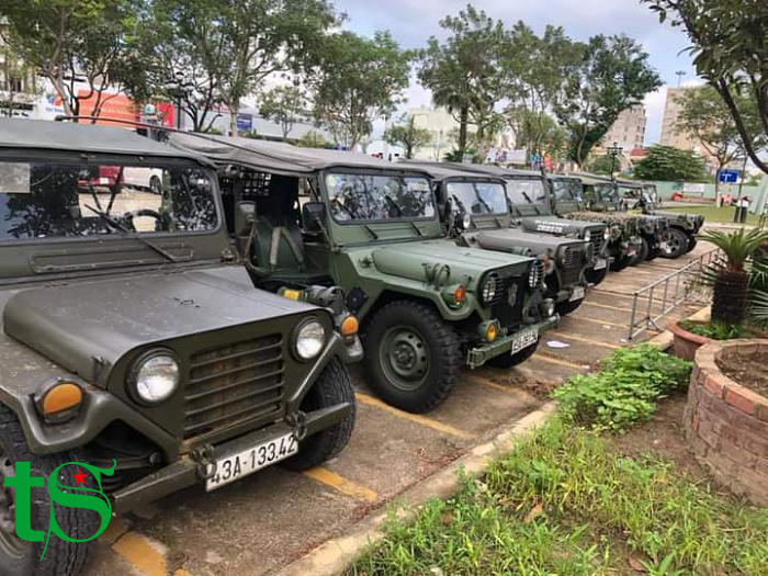 cho-thue-xe-jeep-tai-da-nang-hoi-an-hue-(1)
