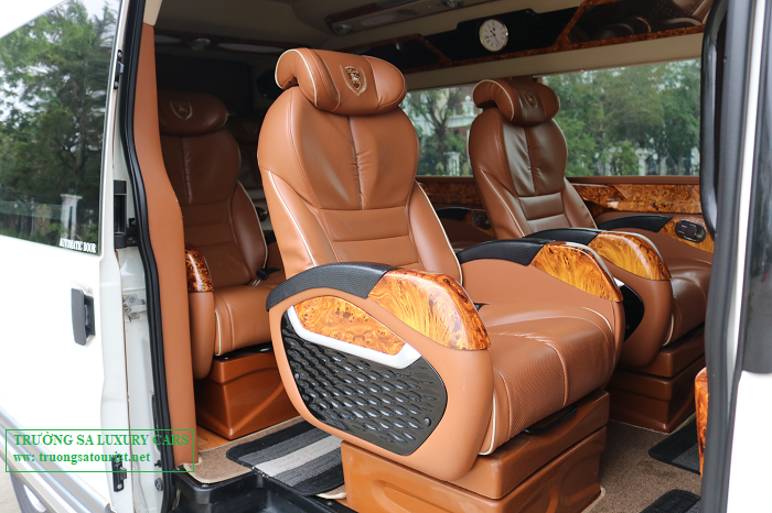 cho-thue-xe-limousine-9-cho-di-chu-lai-tam-ky-quang-nam-(3)