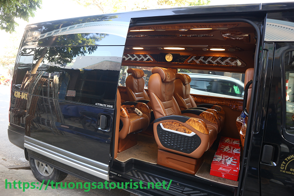 cho-thue-xe-limousine-dcar-7-cho-tai-da-nang-(2)