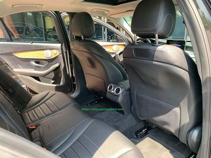 cho-thue-xe-mercedes-benz-c250-tai-da-nang-(3)