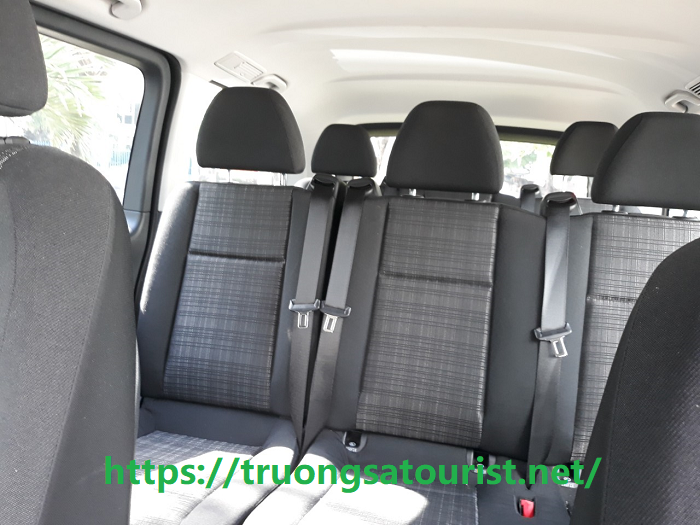 cho-thue-xe-mercedes-benz-vito-tourer-121-tai-da-nang-(3)