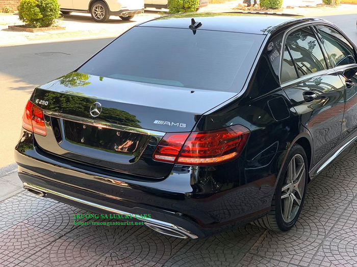 cho-thue-xe-mercedes-e250-tai-da-nang-(4)