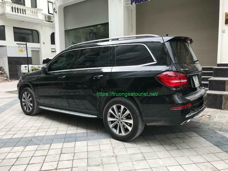 cho-thue-xe-mercedes-gls400-tai-da-nang-(1)