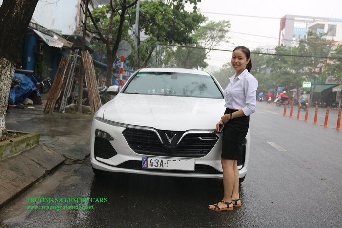 cho-thue-xe-vinfast-lux-a2_0-dam-cuoi-ruoc-dau-tai-da-nang-(2)