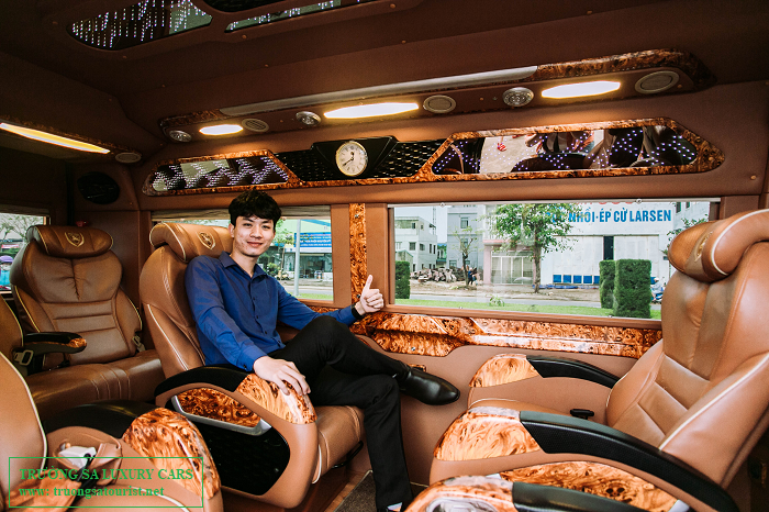 dich-vu-cho-thue-xe-dcar-limousine-9-cho-tai-da-lat-(3)
