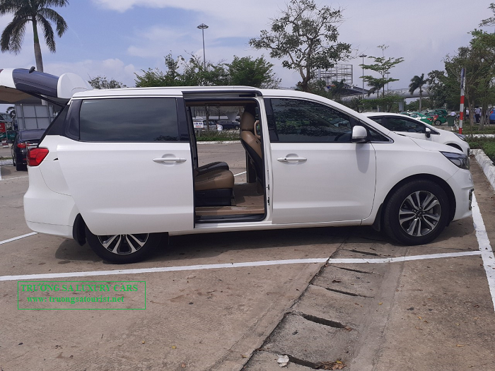 dich-vu-cho-thue-xe-kia-sedona-7-cho-tai-binh-dinh-quy-nhon-(3)