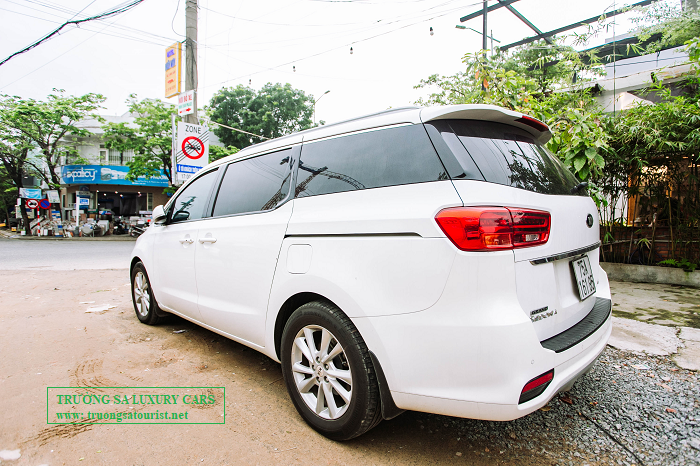 dich-vu-cho-thue-xe-kia-sedona-7-cho-tai-da-lat-(1)