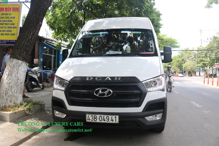 dich-vu-cho-thue-xe-limousine-12-cho-tai-da-nang-(1)