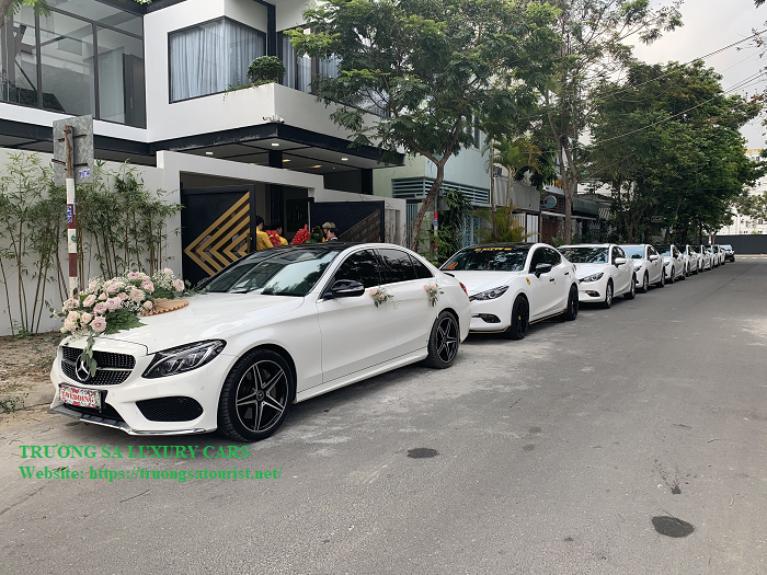 dich-vu-cho-thue-xe-mercedes-benz-dam-cuoi-tai-da-nang-(3)