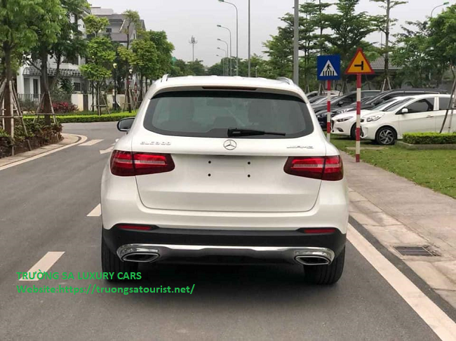 dich-vu-cho-thue-xe-mercedes-benz-glc-200-tai-da-nang-(3)