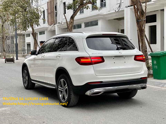 dich-vu-cho-thue-xe-mercedes-benz-glc-250-tai-da-nang-(4)