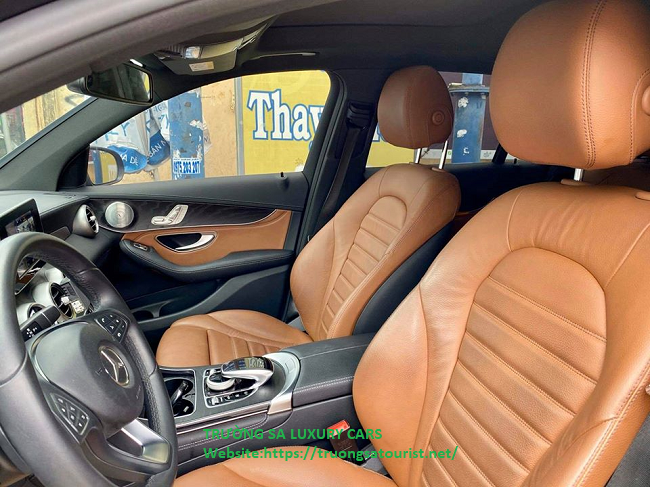 dich-vu-cho-thue-xe-mercedes-benz-glc-300-tai-da-nang-(2)