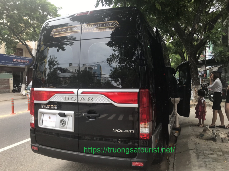 thue-xe-12-cho-hyundai-solati-limousine-tai-da-nang-(7)