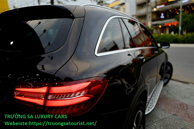 thue-xe-4-cho-mercedes-benz-glc-200-tai-da-nang-(1)