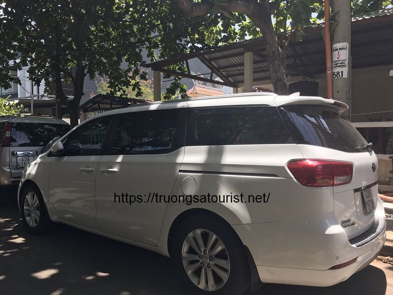 thue-xe-7-cho-kia-sedona-tai-da-nang-(3)