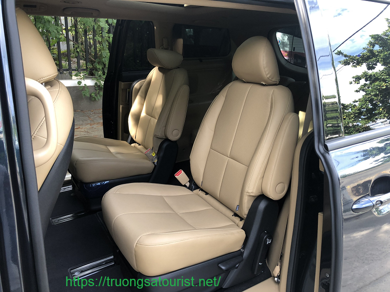 thue-xe-7-cho-kia-sedona-tai-da-nang-(6)