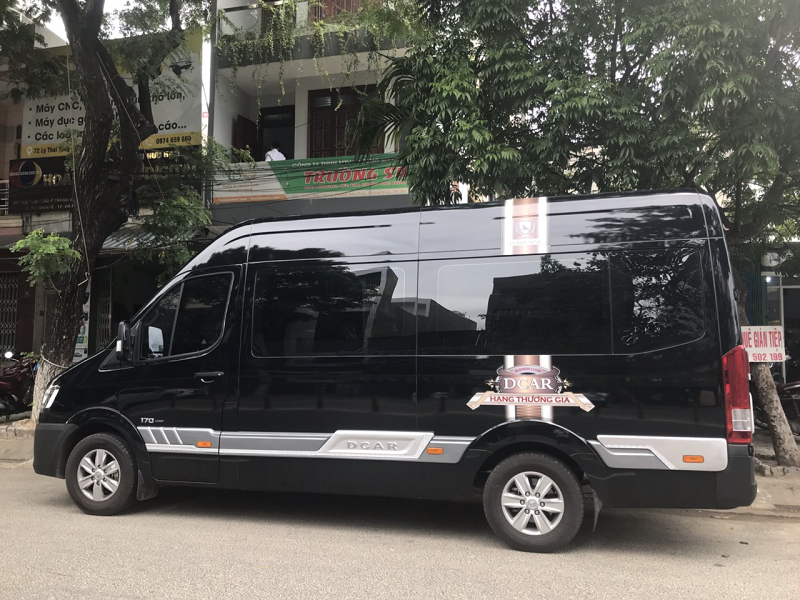 thue-xe-9-cho-hyundai-solati-limousine-da-nang-(2)