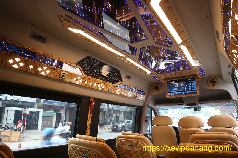 thue-xe-9-cho-hyundai-solati-limousine-da-nang-(3)