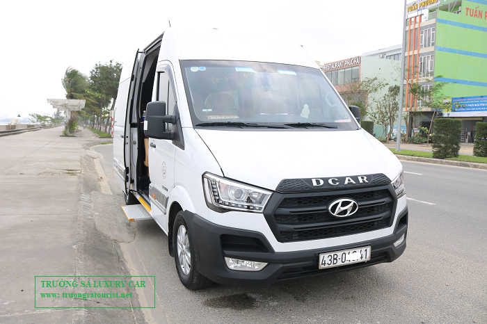 thue-xe-dcar-limousine-tai-da-nang-9-cho-12-cho-16-cho-(2)