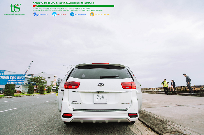 thue-xe-du-lich-kia-sedona-7-cho-tai-quy-nhon-di-phu-yen-(4)