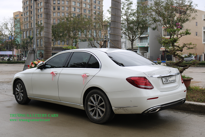 thue-xe-hang-sang-mercedes-benz-e200-tai-da-nang-(3)