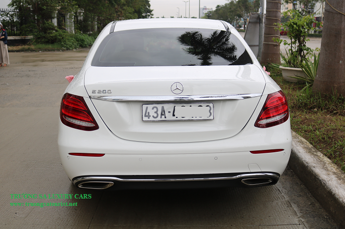 thue-xe-hang-sang-mercedes-benz-e200-tai-da-nang-(4)