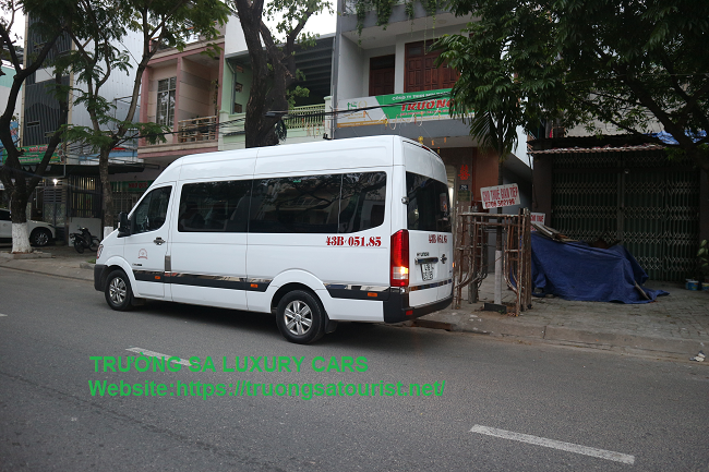 /thue-xe-hyundai-solati-16-cho-tai-da-nang-(2)