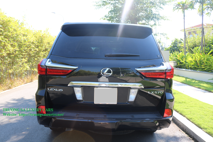 thue-xe-lexus-lx-570-tai-da-nang-uy-tin-(4)
